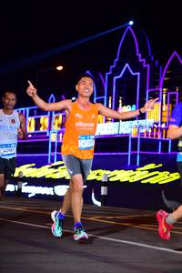 BIB: 43981
                            <button type="button" onclick="openModal(22860508)" class="btn btn-primary btn-sm float-right btn-popup" data-toggle="modal" data-target=".modal-high-quality">
                        <i class="fas fa-shopping-cart"></i> Add to Cart
                    </button>
                                            <button type="button" onclick="isThisMe(22860508, true)" class="btn btn-success btn-sm float-right btn-popup btn-isme hidden" data-toggle="tooltip" data-placement="bottom" title="นี่คือรูปของคุณใช่ไหม คลิกที่นี่เพื่อเอาเข้าอัลบั้ม">
                        <i class="fas fa-plus"></i> Add to album
                    </button>
                    <button type="button" onclick="isThisMe(22860508, false)" class="btn btn-warning btn-sm float-right btn-popup btn-isnotme hidden">
                        <i class="fas fa-ban"></i> Remove from album
                    </button>